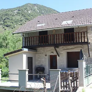 Maison De Charme Calme Entourée De Montagne Ussat